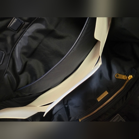 Brand new Tory Burch Navy Ella Tote - Picture 9 of 12